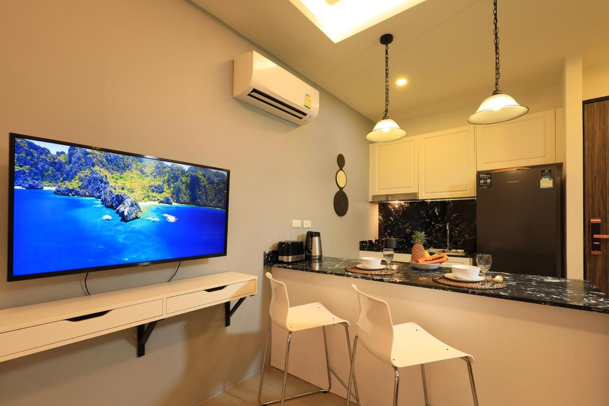 The Sea View Room In Palmyrah Surin By Holy Cow Extérieur photo